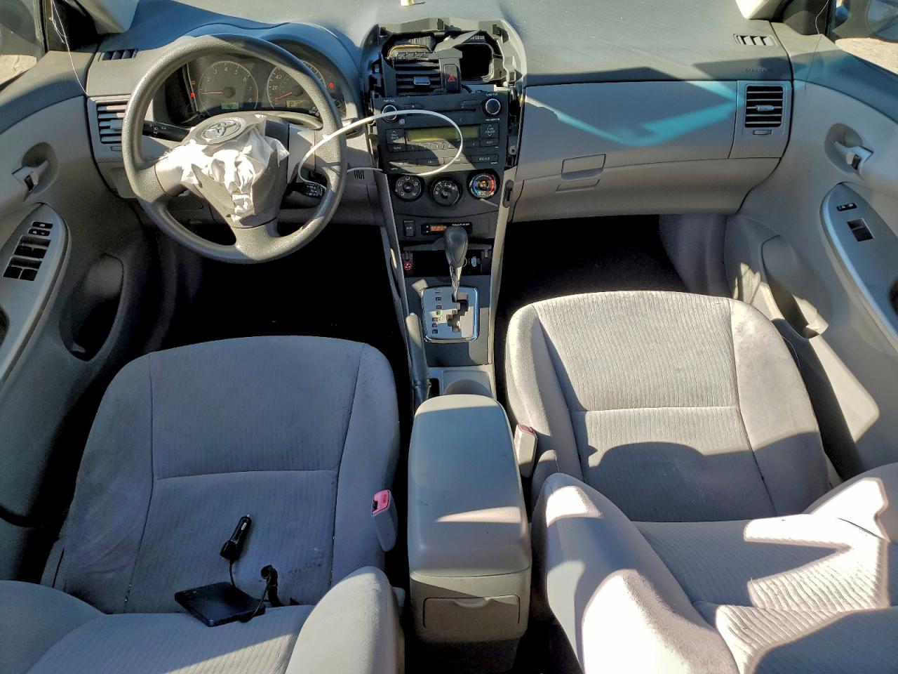 Lot #3317799141 2010 TOYOTA COROLLA BA