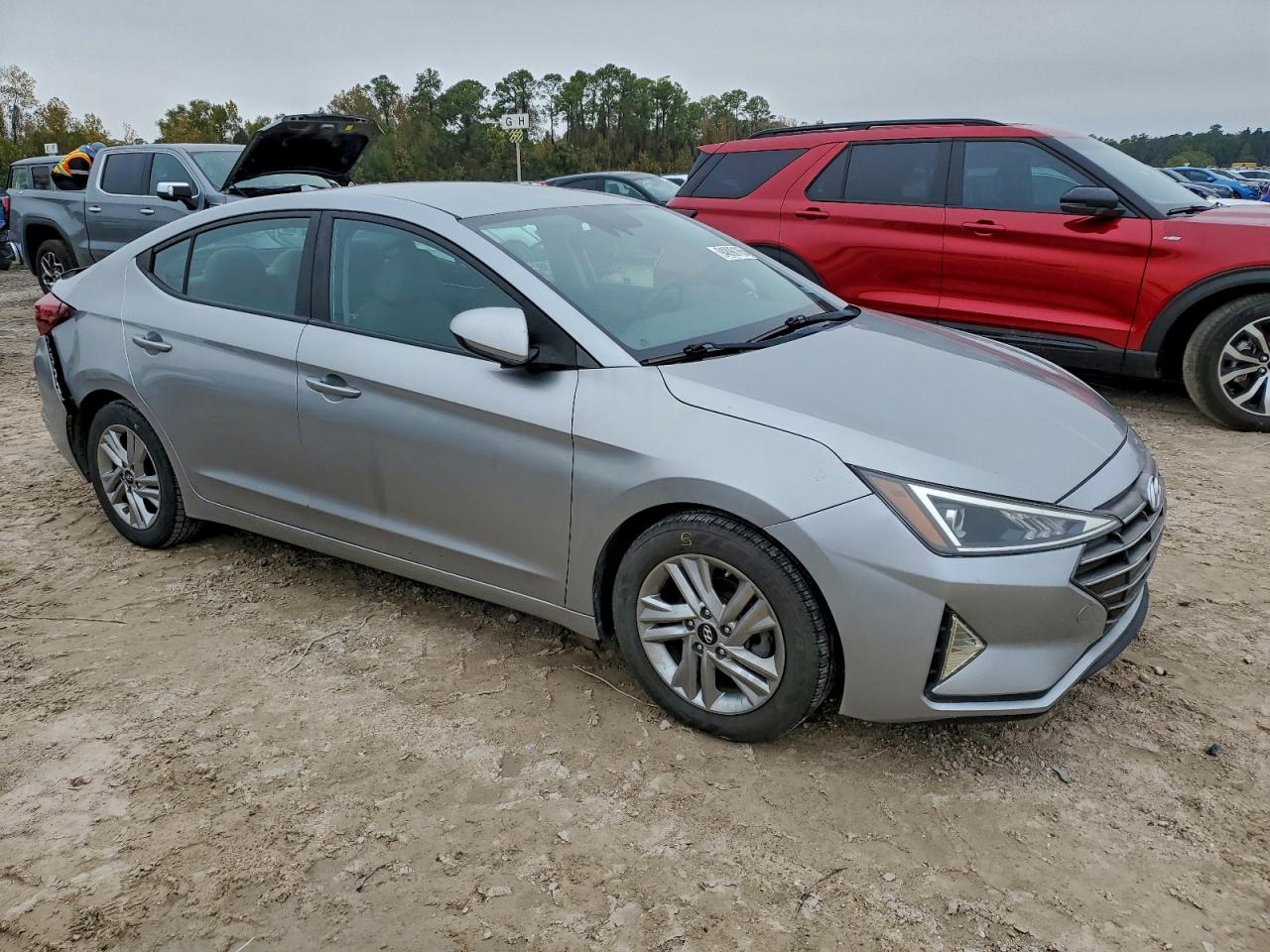 HYUNDAI ELANTRA SEL