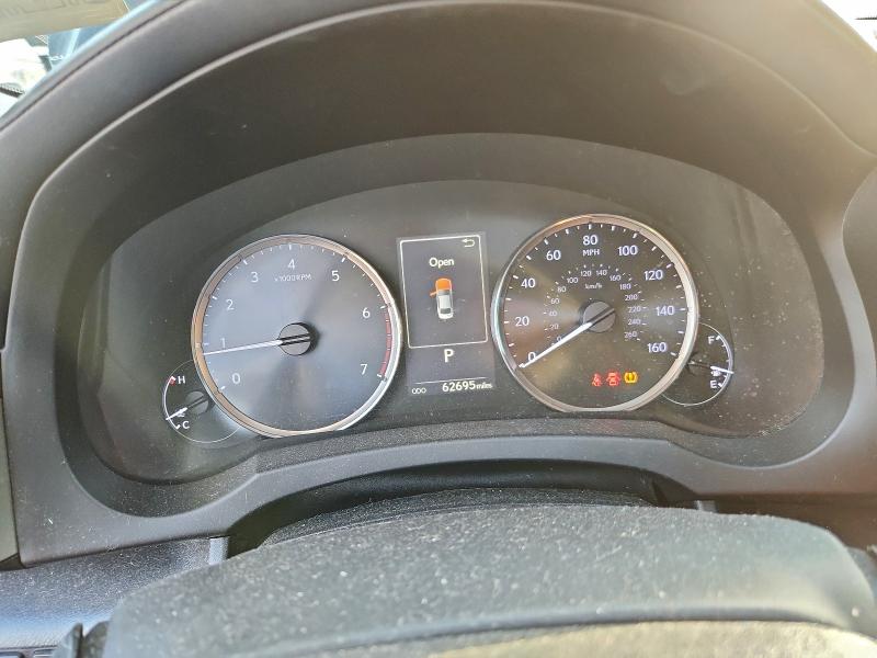 2017 LEXUS IS 200T #3304507457