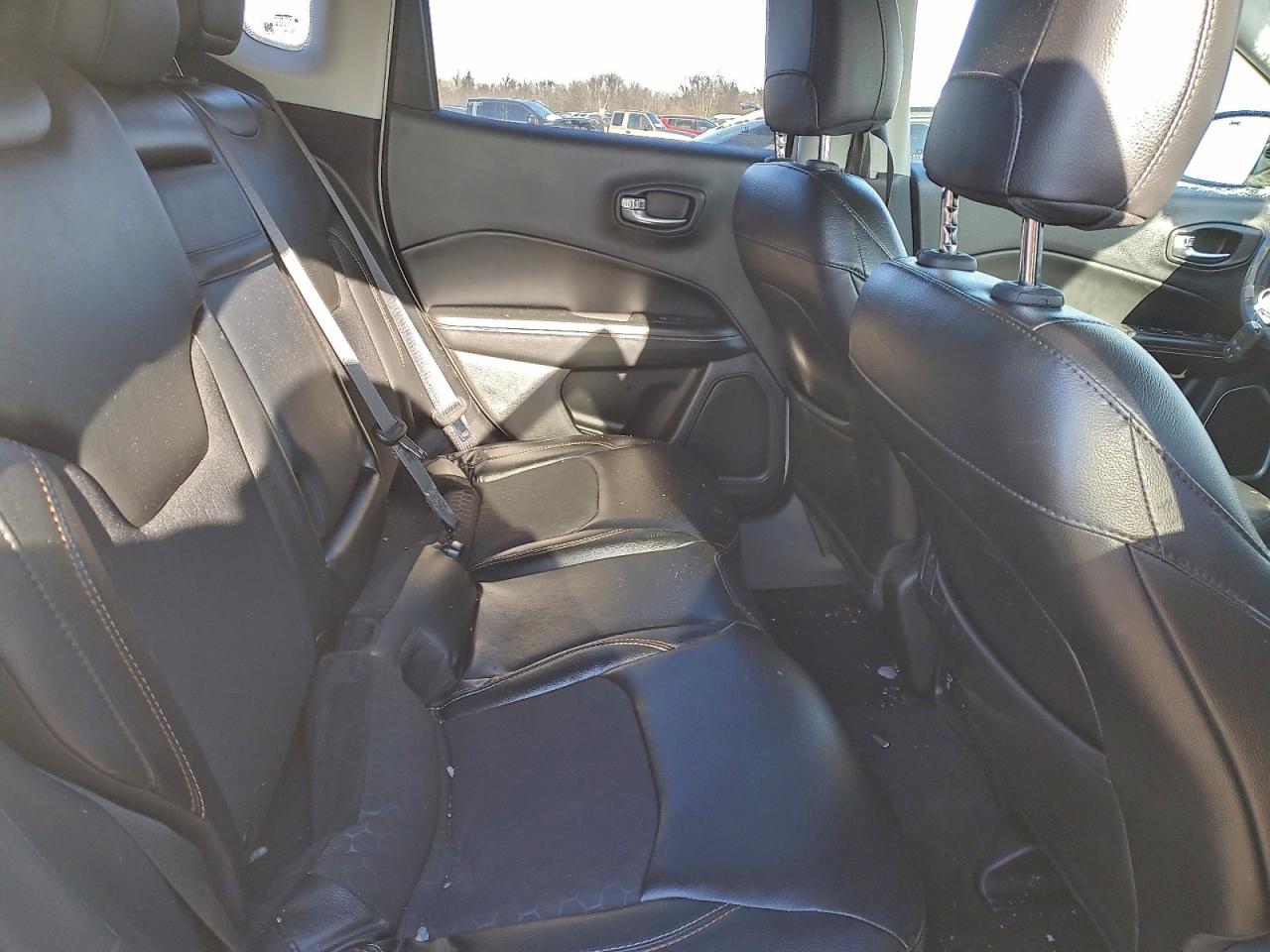 JEEP COMPASS LATITUDE