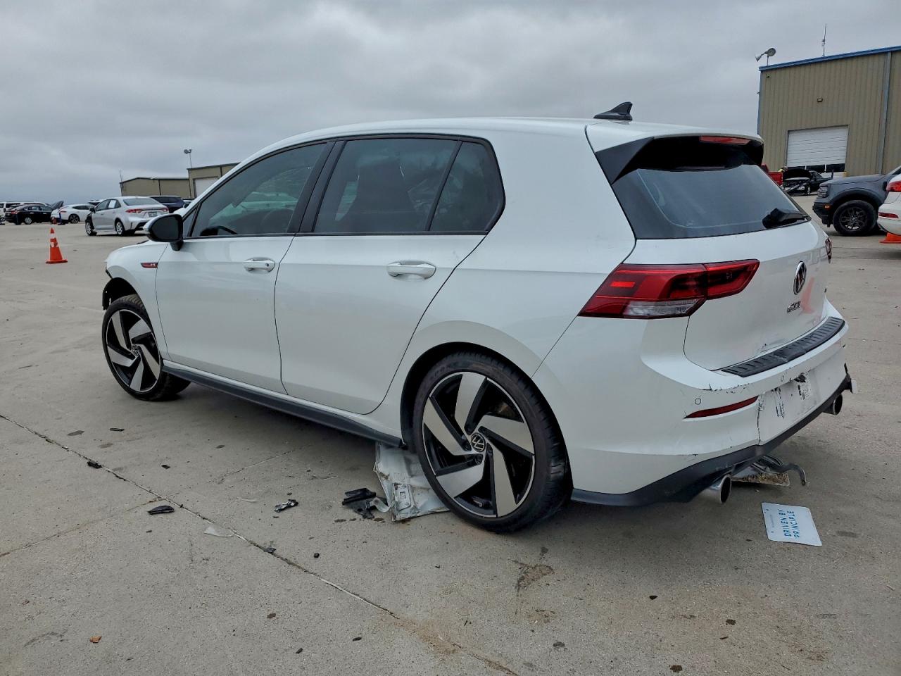 VOLKSWAGEN GOLF GTI S