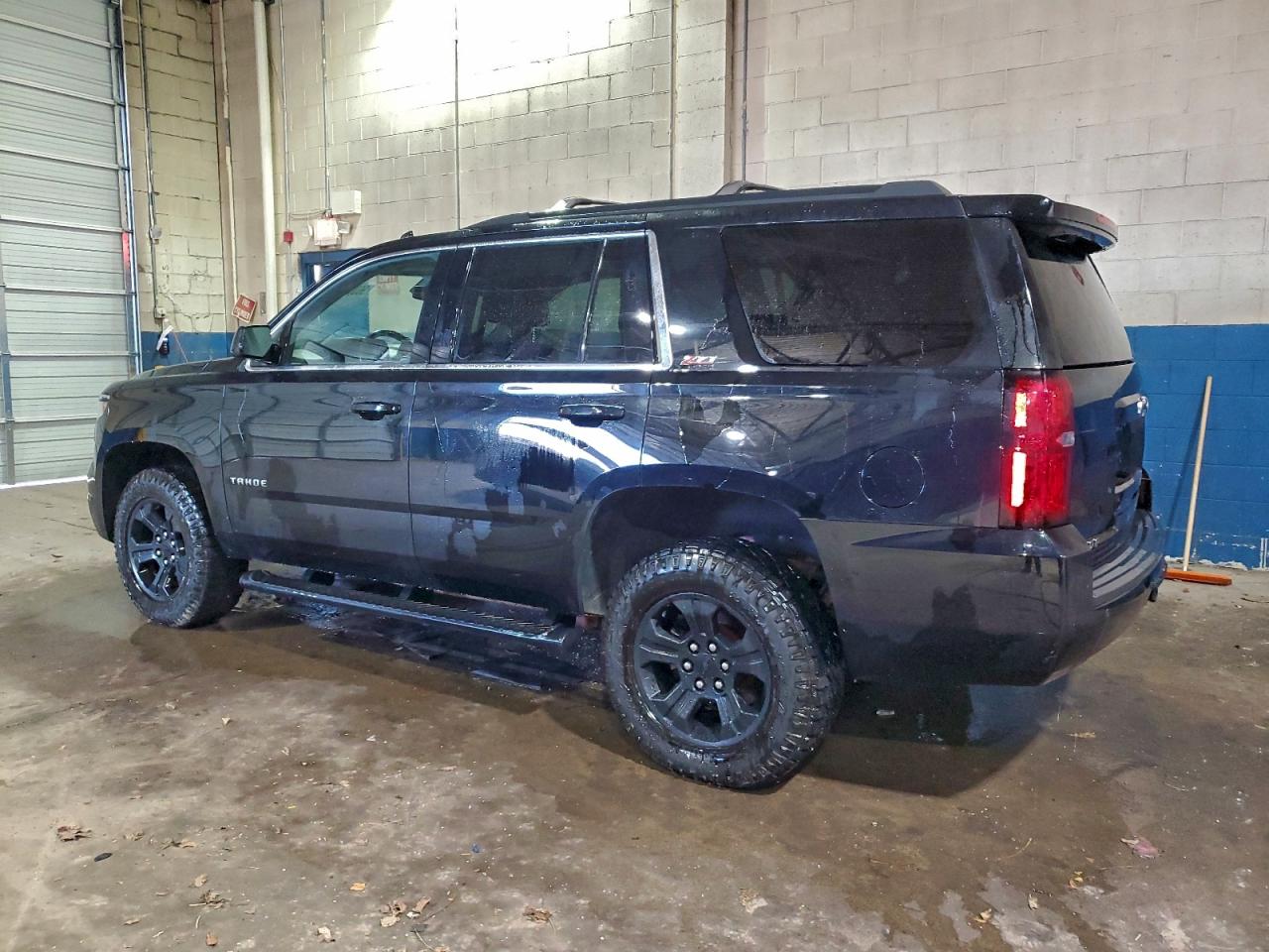 CHEVROLET TAHOE K1500 LT