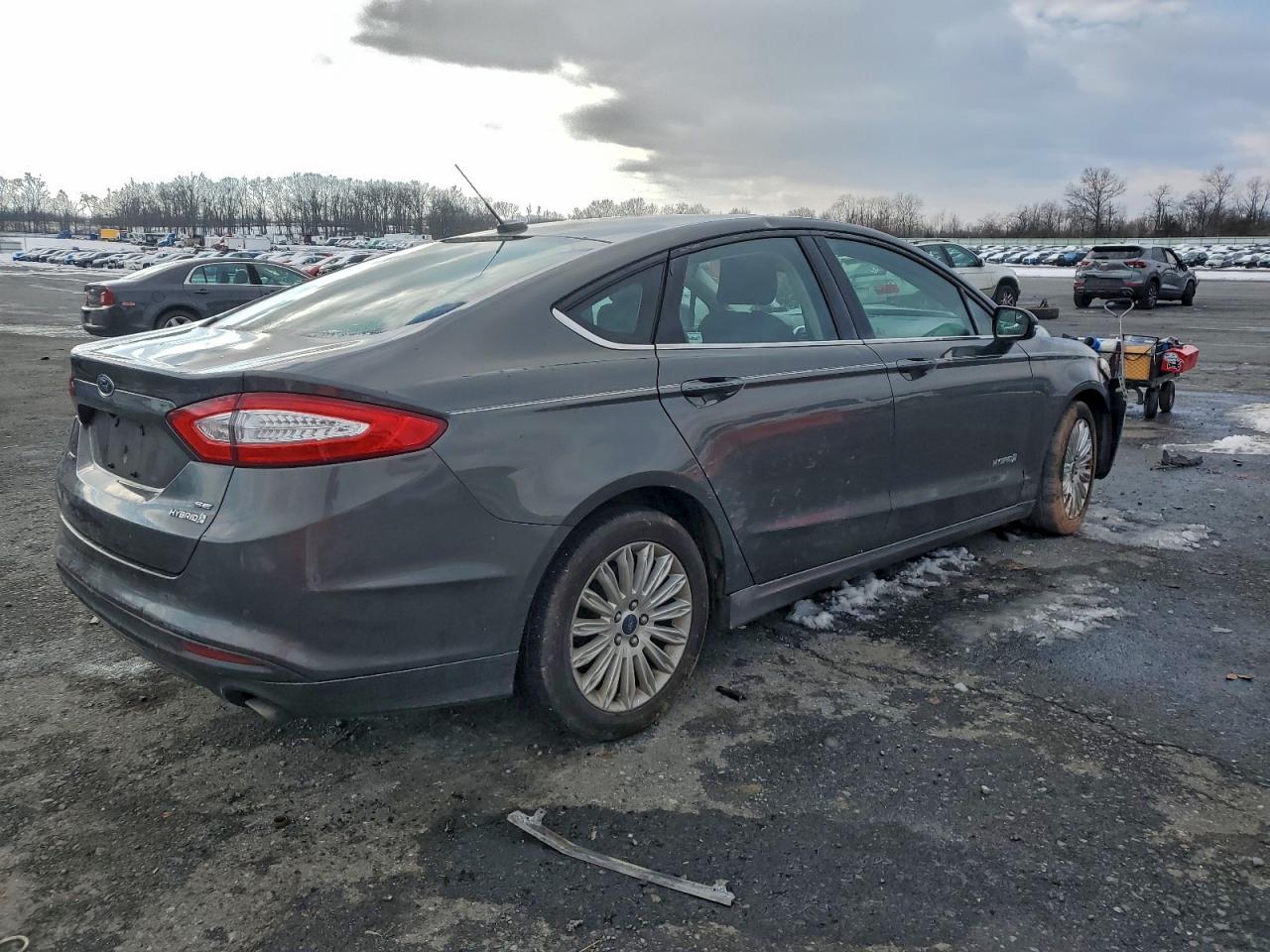 FORD FUSION SE HYBRID