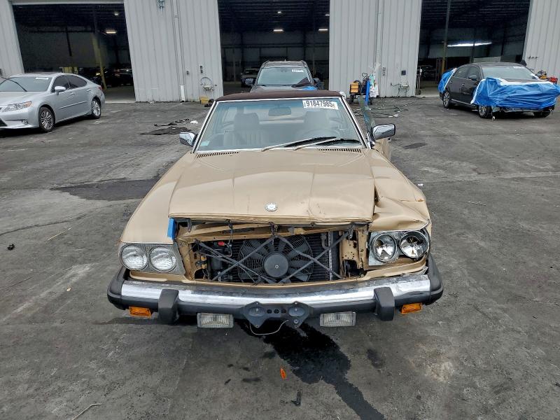 1987 MERCEDES-BENZ 560 SL #3304765983