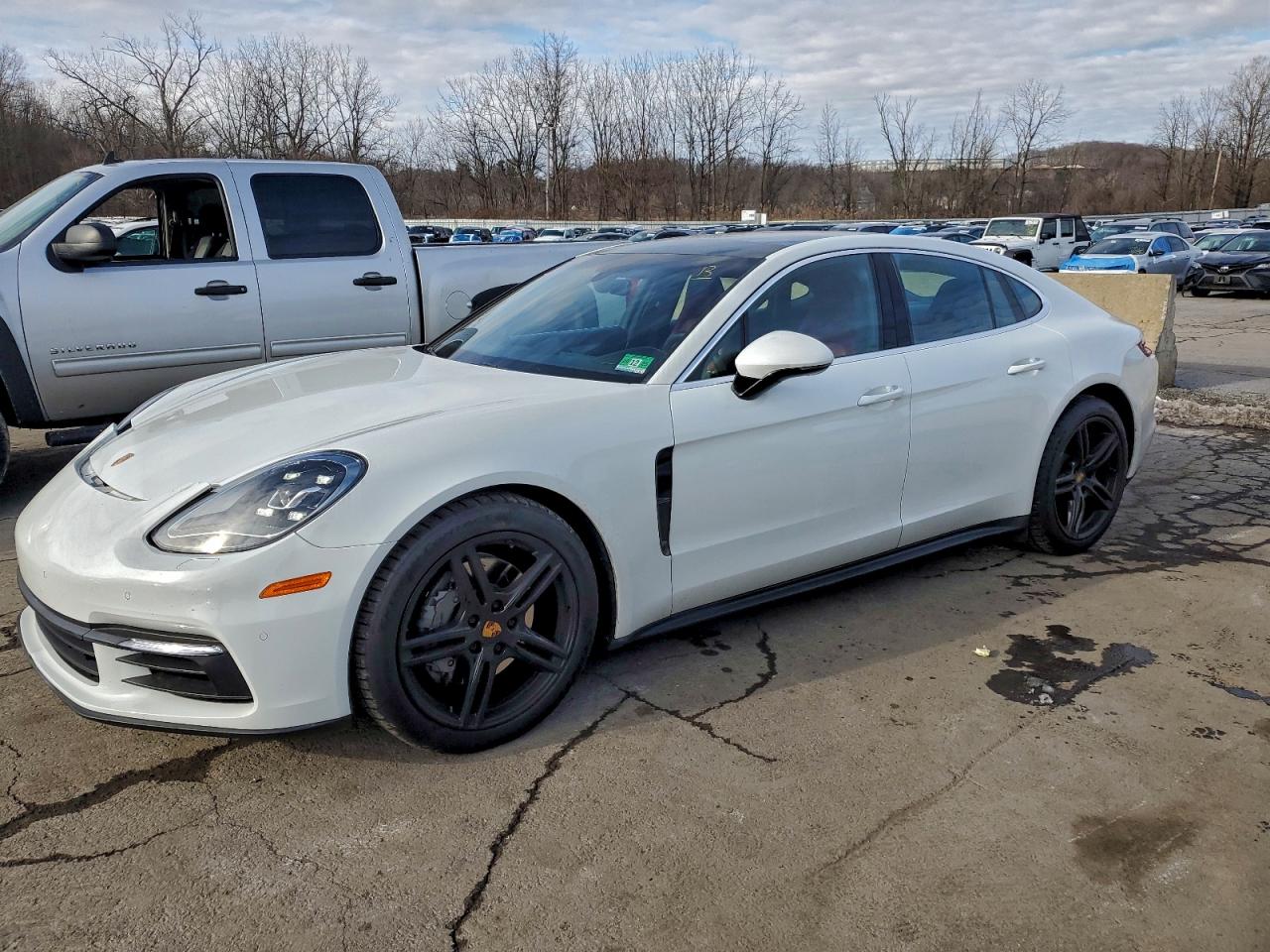 PORSCHE PANAMERA 4S