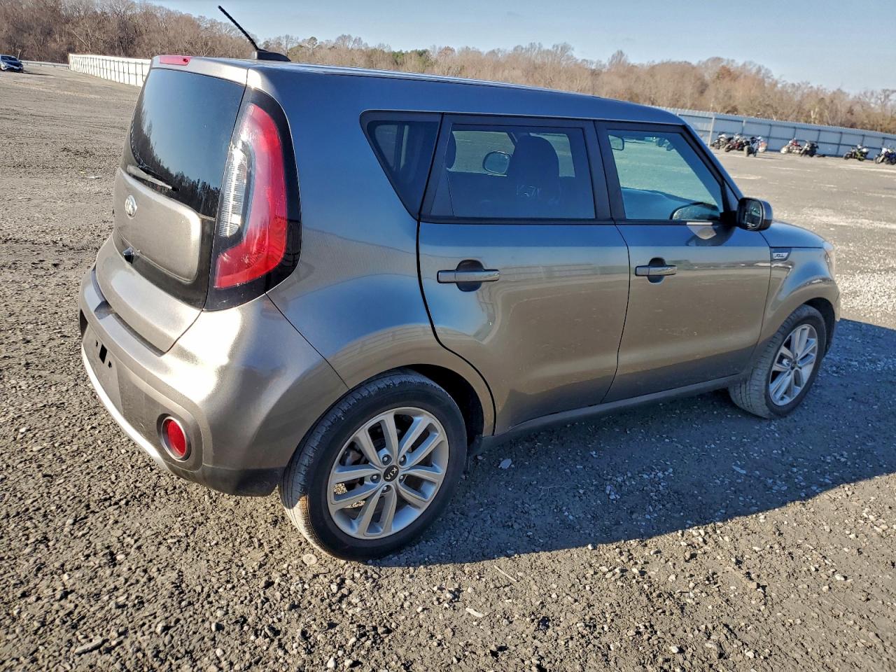 KIA SOUL +