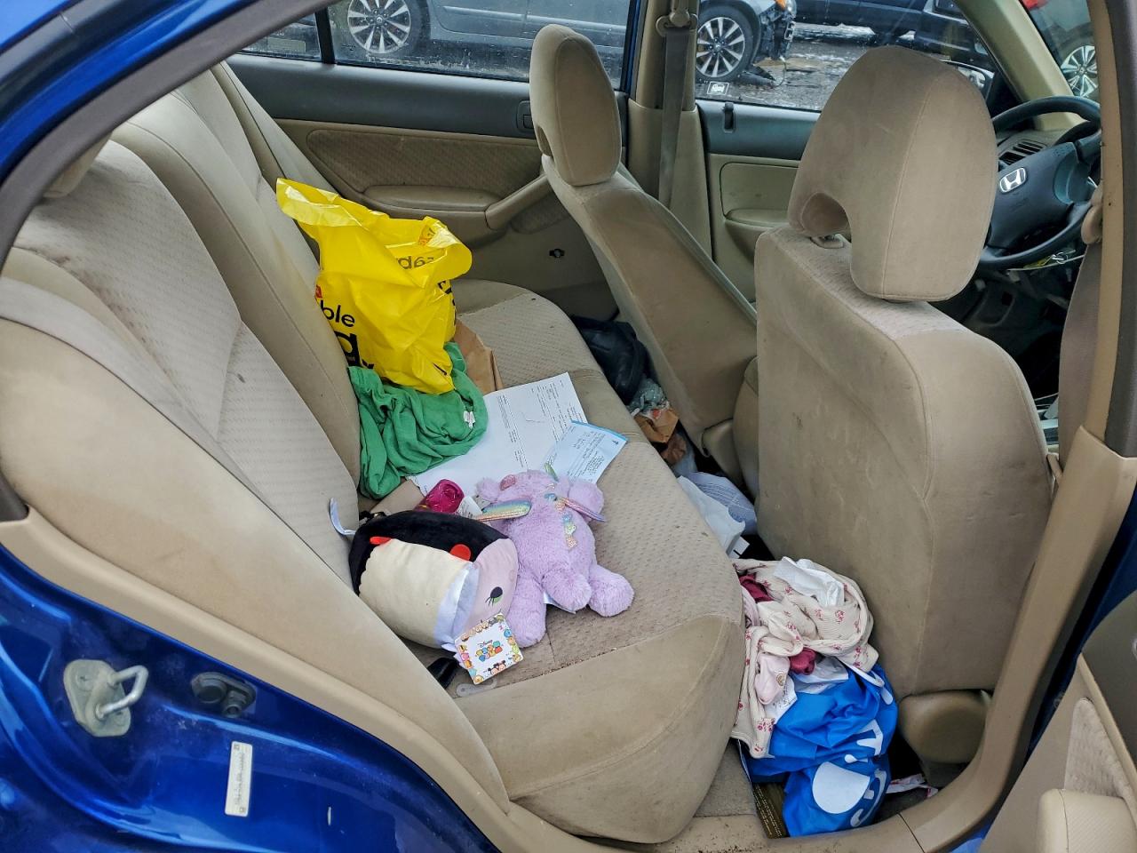 Lot #3304515544 2004 HONDA CIVIC DX V