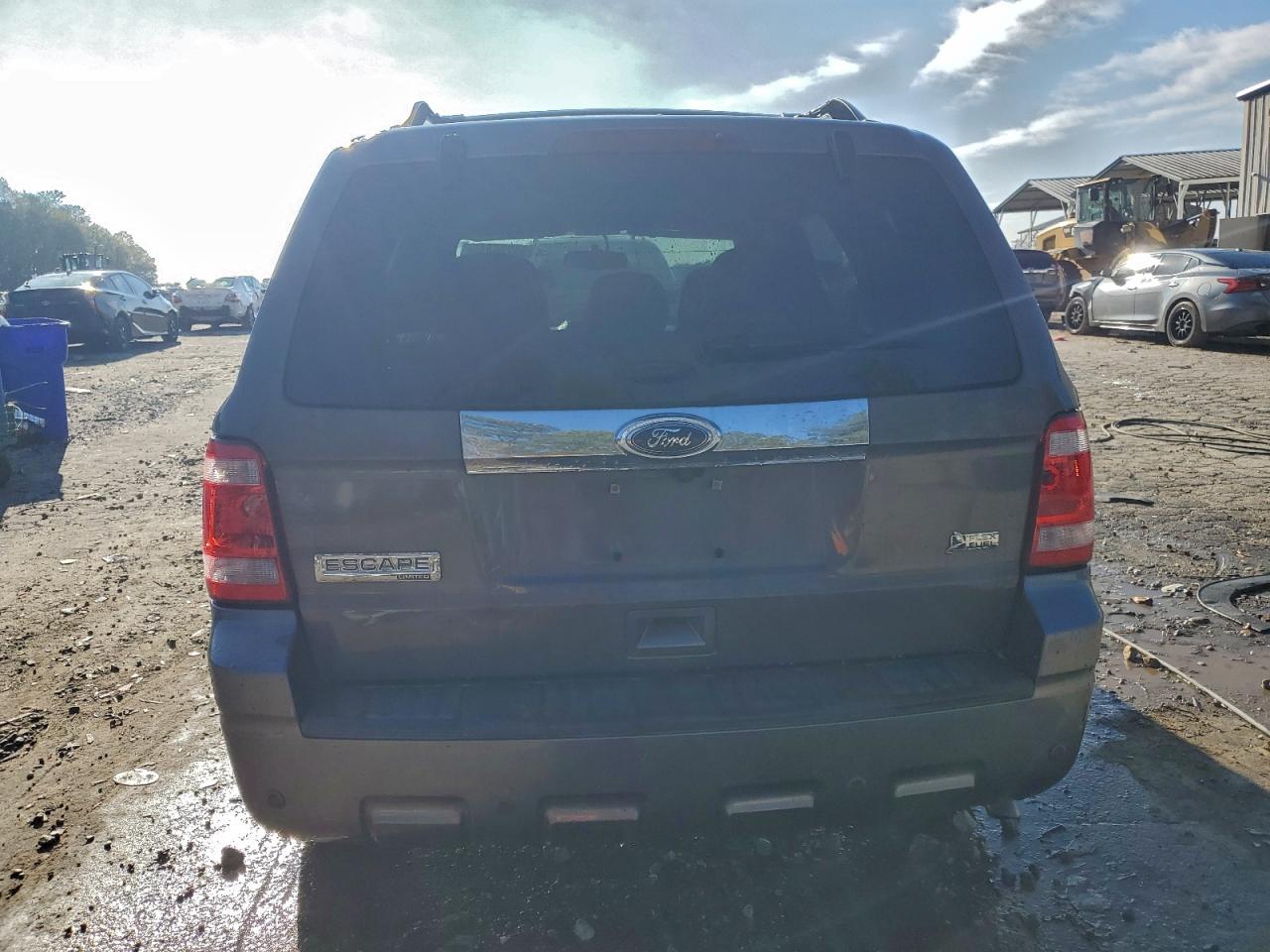 FORD ESCAPE LIMITED