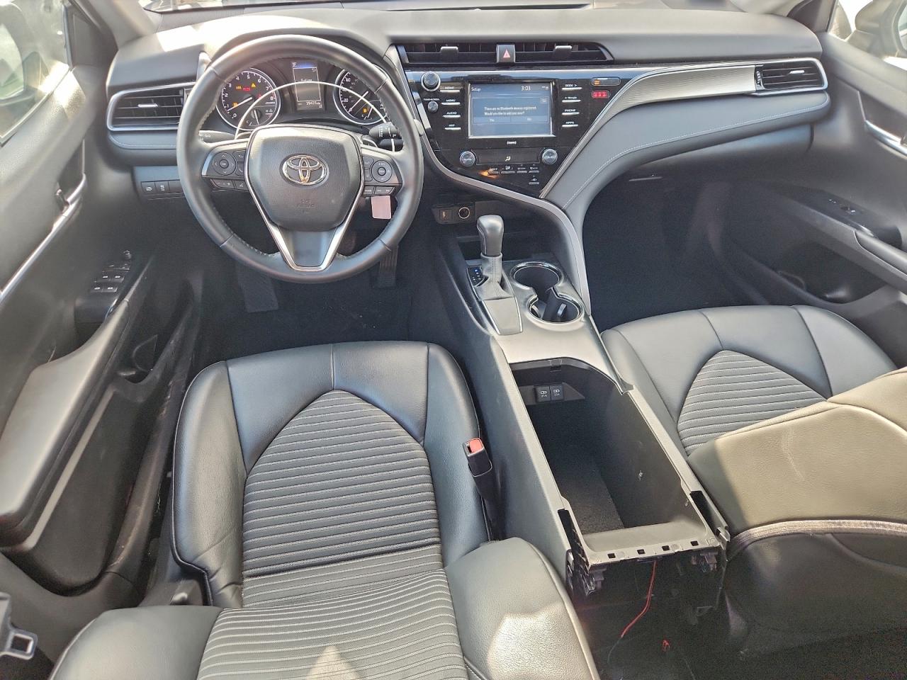 Lot #3316816402 2020 TOYOTA CAMRY SE