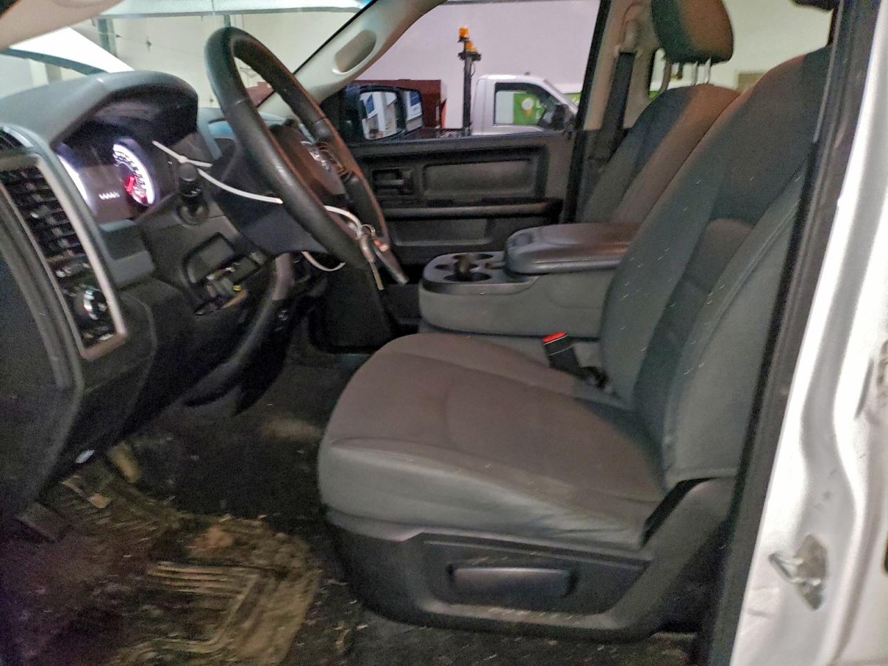 Lot #3308281230 2014 RAM 1500 ST