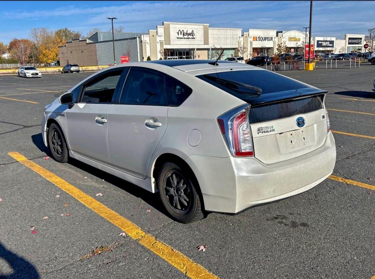 TOYOTA PRIUS