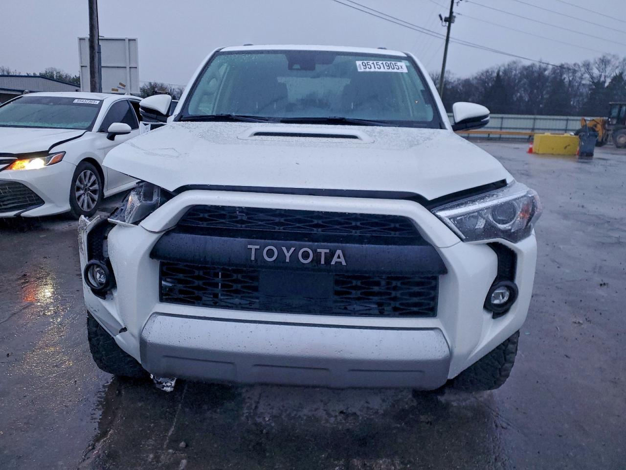 TOYOTA 4RUNNER SR5 PREMIUM