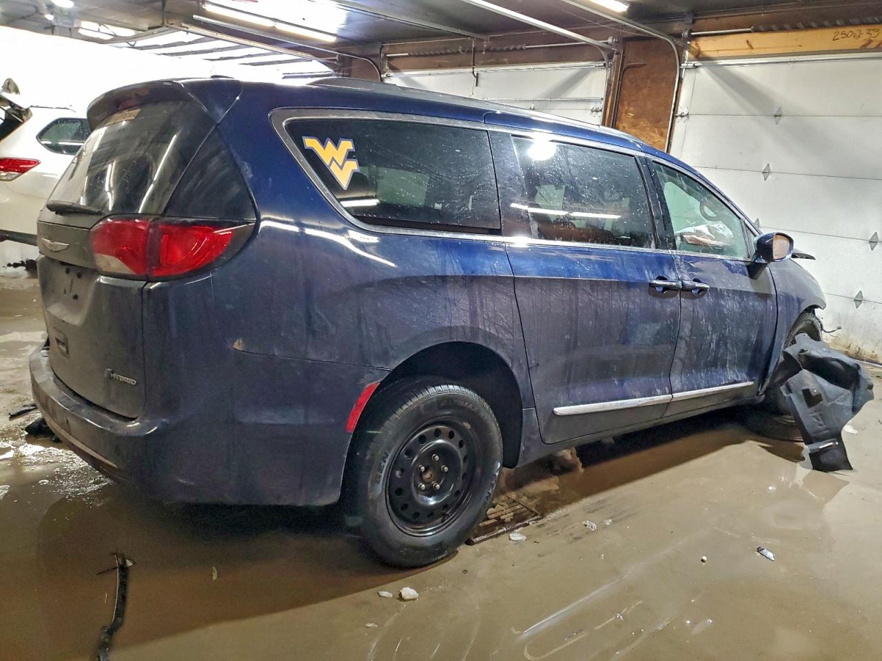 CHRYSLER PACIFICA HYBRID LIMITED