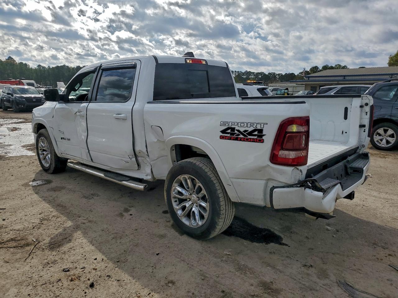 RAM 1500 LARAMIE