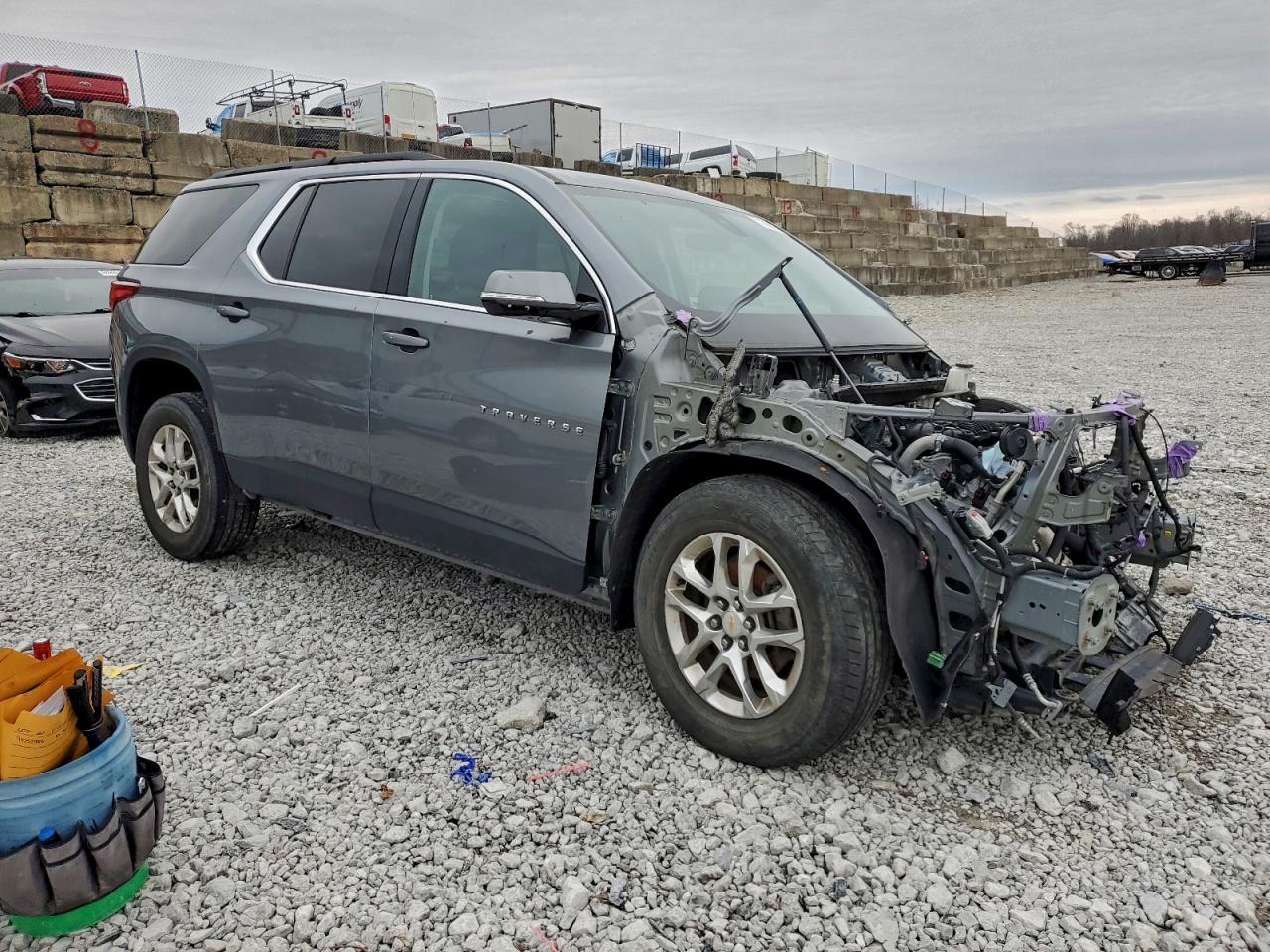 CHEVROLET TRAVERSE LT