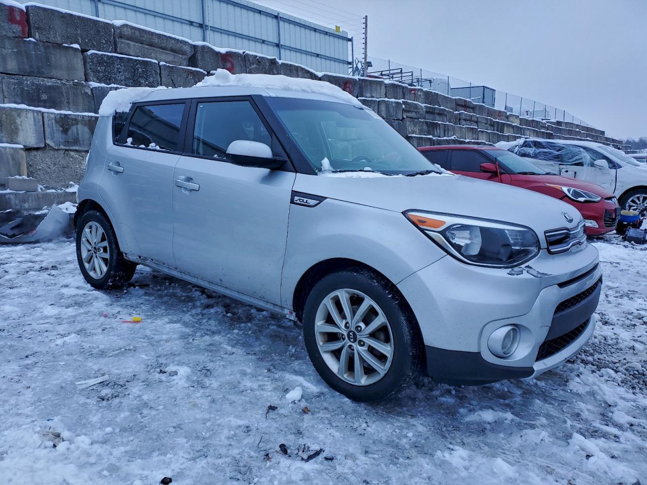 KIA SOUL +