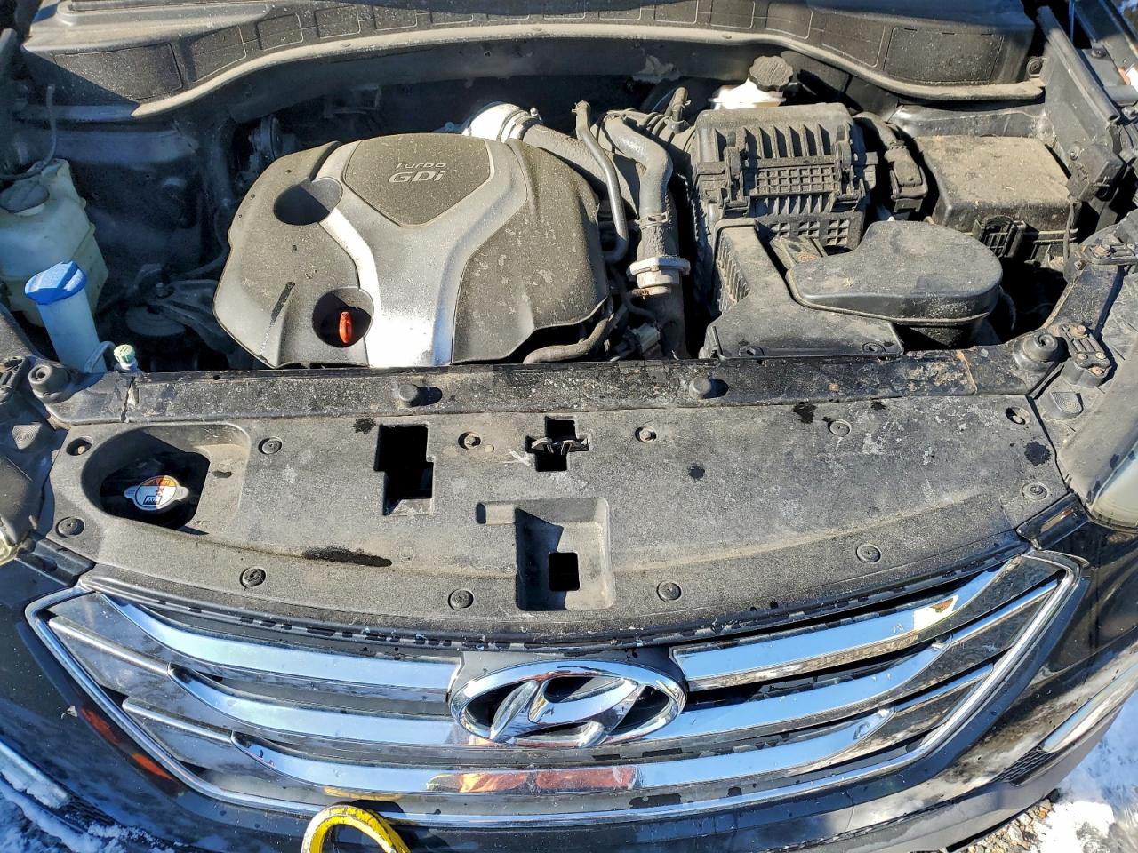 Lot #3317799126 2013 HYUNDAI SANTA FE S