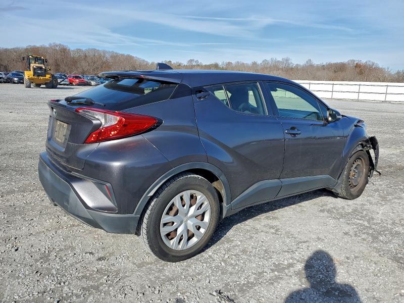 2019 TOYOTA C-HR XLE #3308496102