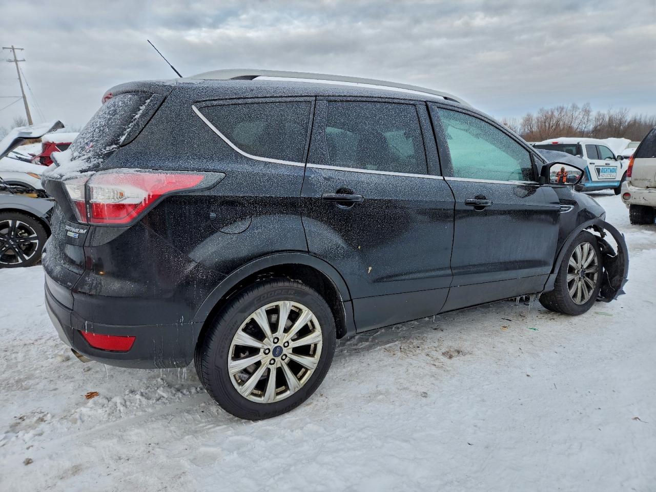 FORD ESCAPE TITANIUM