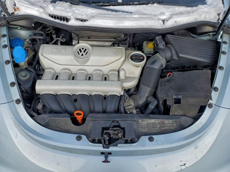 2009 VOLKSWAGEN NEW BEETLE #3309411009