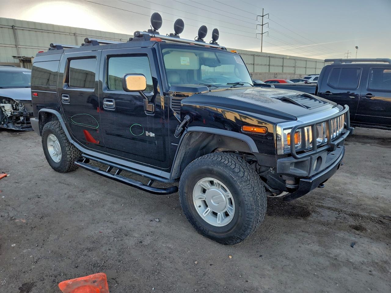 Lot #3318081393 2003 HUMMER H2