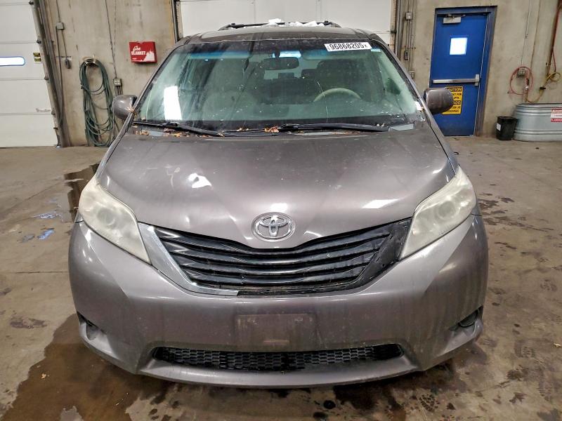 2014 TOYOTA SIENNA #3312594173