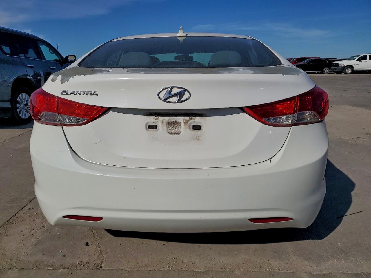 HYUNDAI ELANTRA GLS