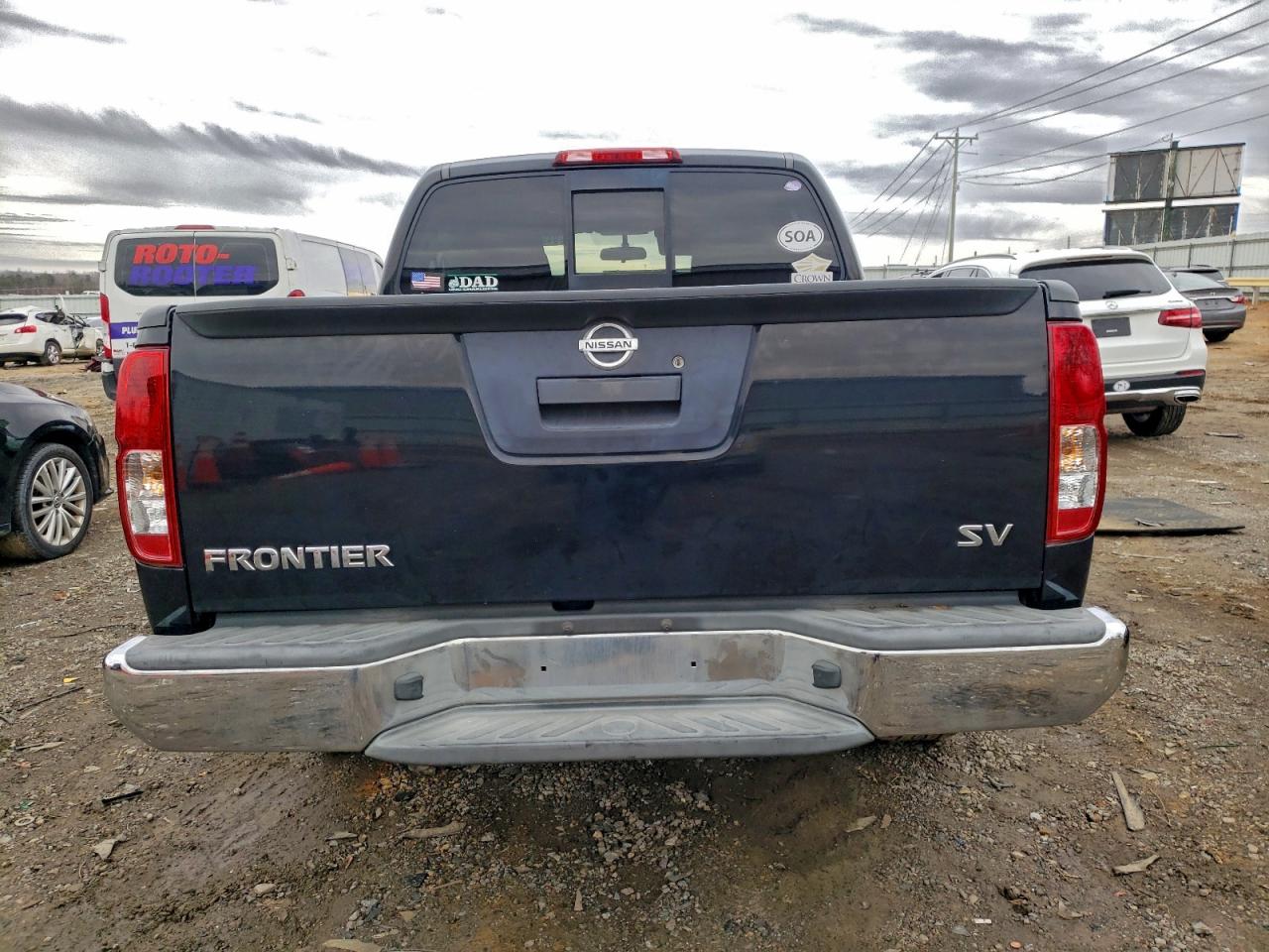NISSAN FRONTIER S