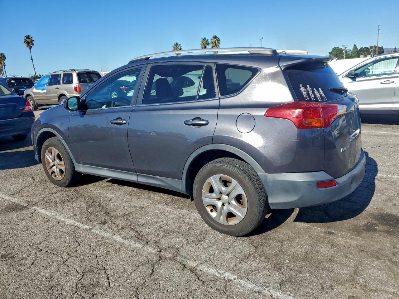 TOYOTA RAV4 LE