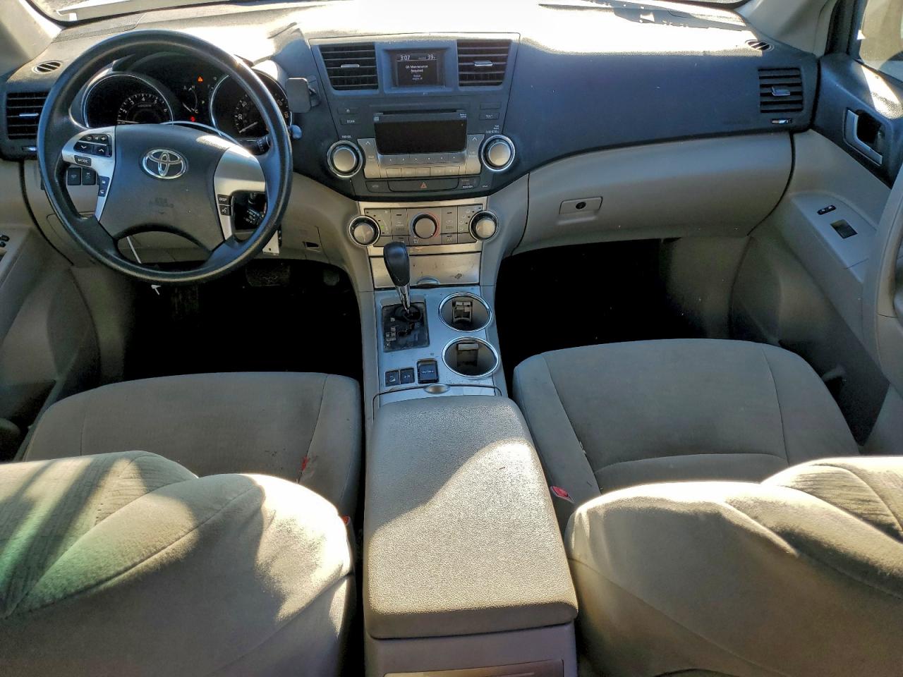 TOYOTA HIGHLANDER BASE