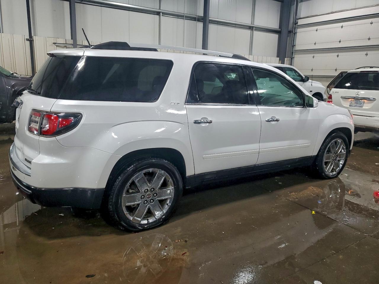 GMC ACADIA SLT-2