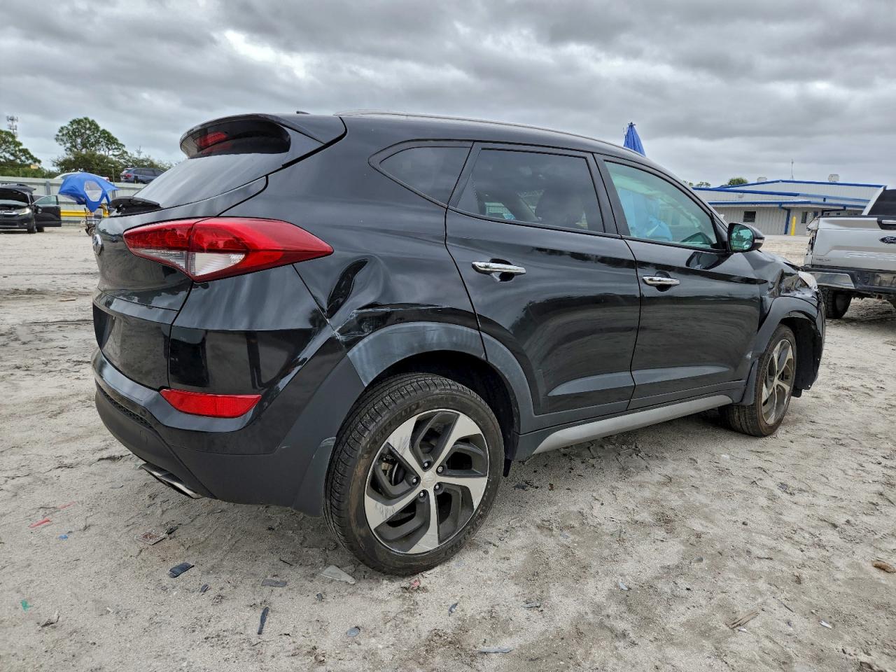 HYUNDAI TUCSON LIMITED
