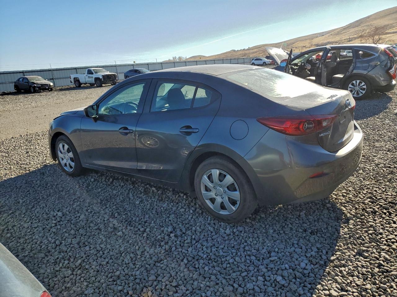 MAZDA 3 SV