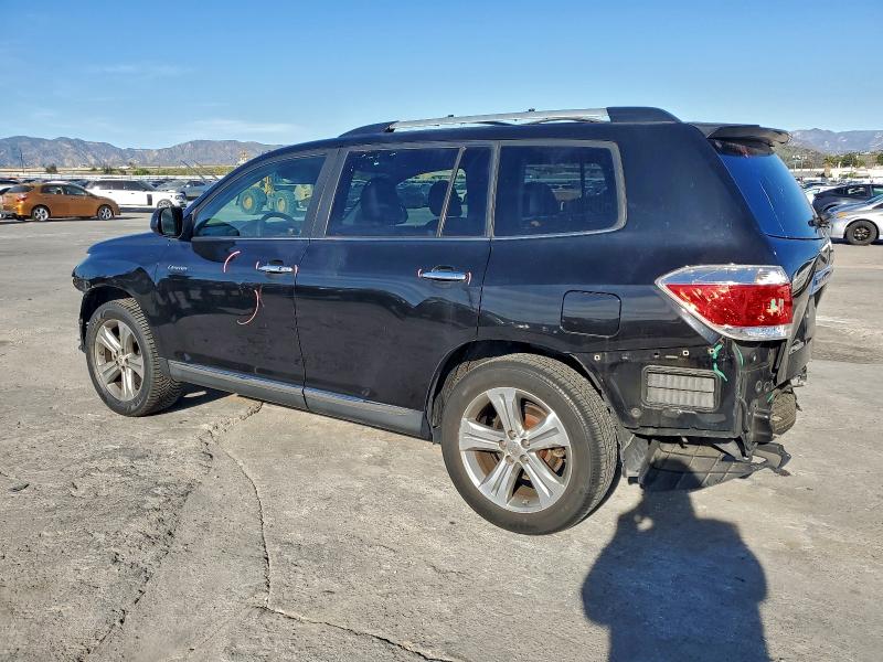 2011 TOYOTA HIGHLANDER #3304613450