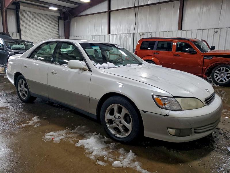 2000 LEXUS ES 300 #3309604579
