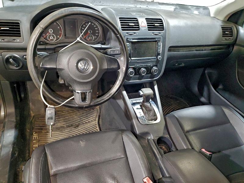 2010 VOLKSWAGEN JETTA SE #3311697252