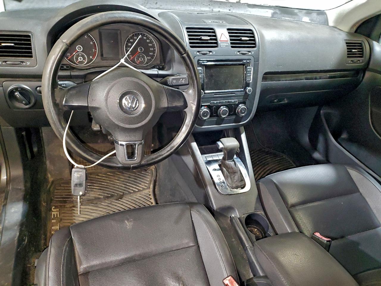 Lot #3311697252 2010 VOLKSWAGEN JETTA SE