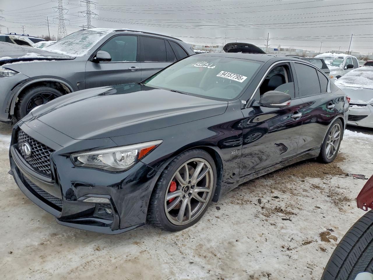 INFINITI Q50 LUXE