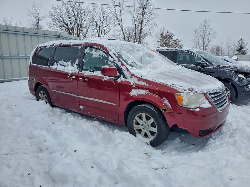 2010 CHRYSLER TOWN & COU #3316024801