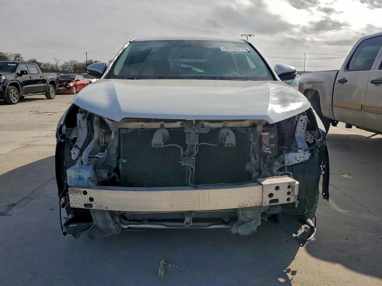 TOYOTA HIGHLANDER LE