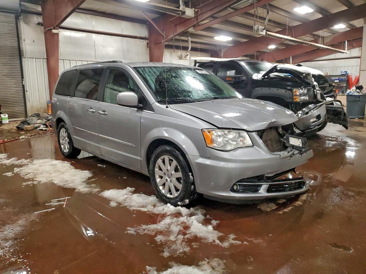 CHRYSLER TOWN & COUNTRY TOURING