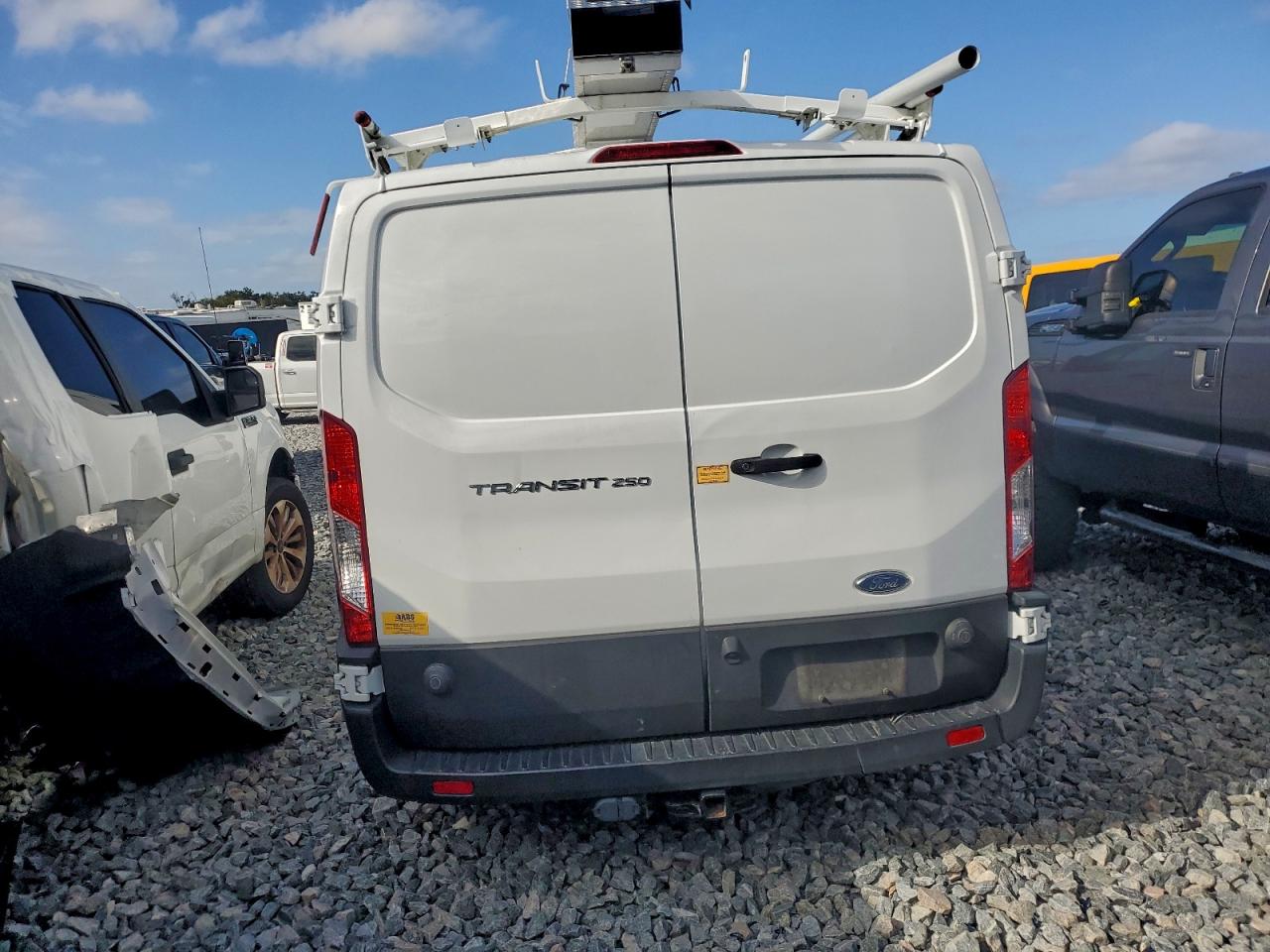 Lot #3315655776 2023 FORD TRANSIT T-