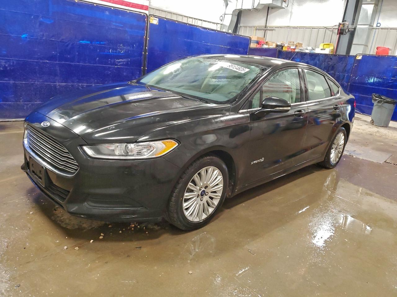 FORD FUSION SE HYBRID