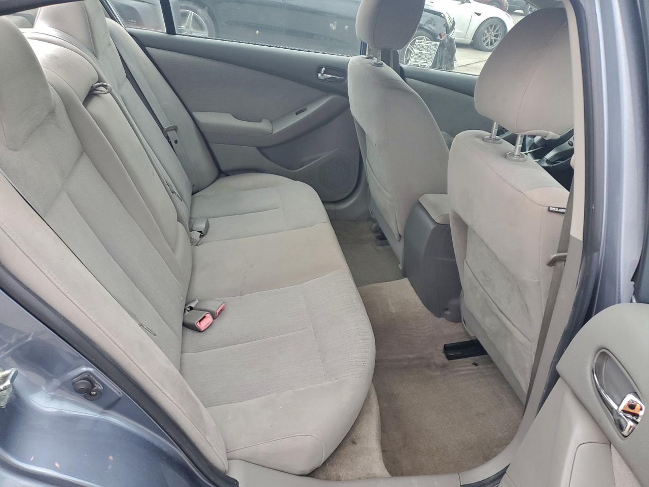 NISSAN ALTIMA BASE