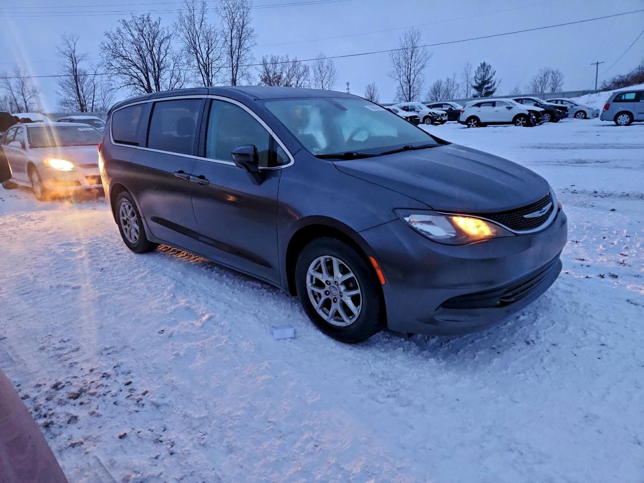 CHRYSLER PACIFICA TOURING