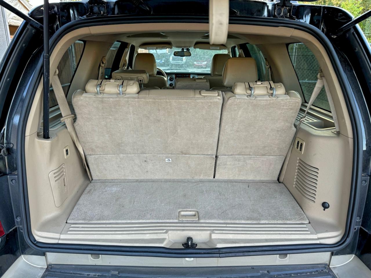 FORD EXPEDITION EDDIE BAUER