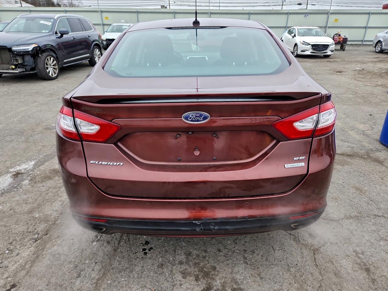 FORD FUSION SE