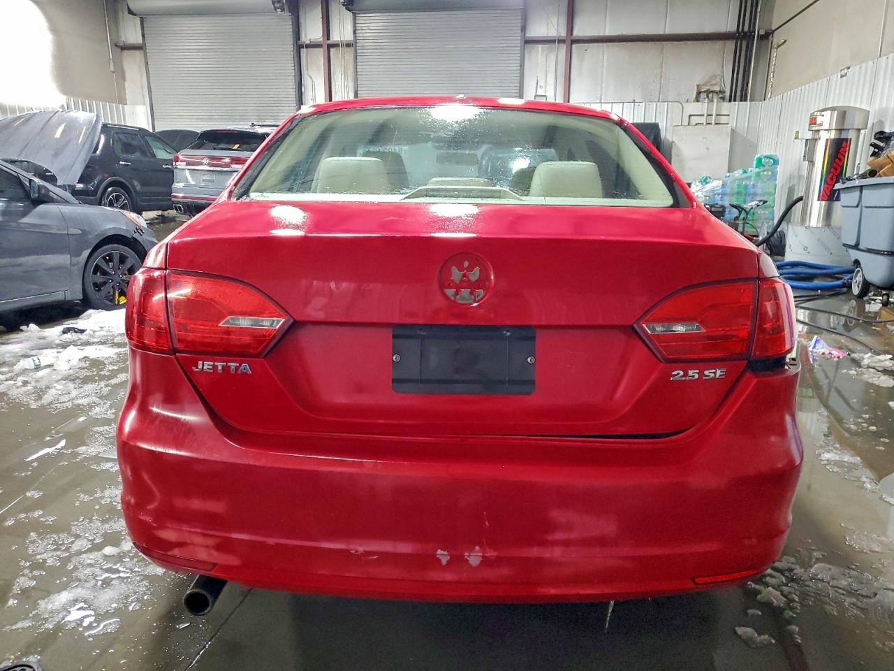 VOLKSWAGEN JETTA SE