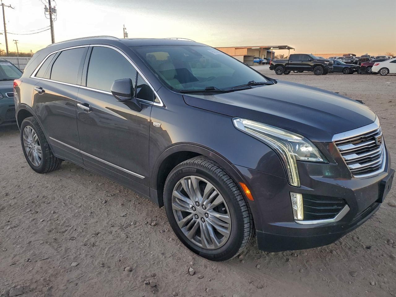 CADILLAC XT5 PREMIUM LUXURY
