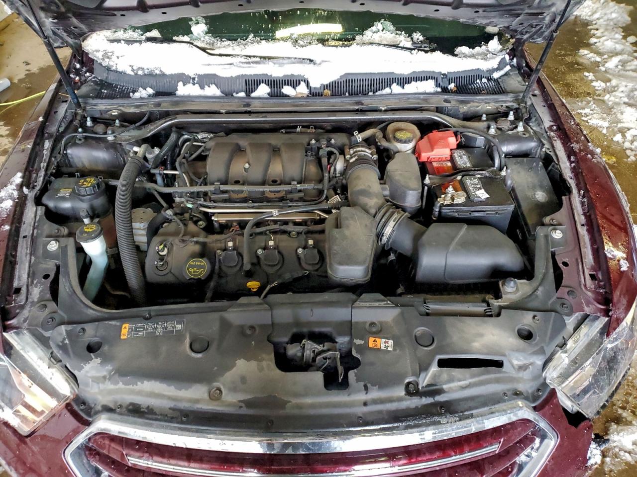 Lot #3315660795 2018 FORD TAURUS LIM